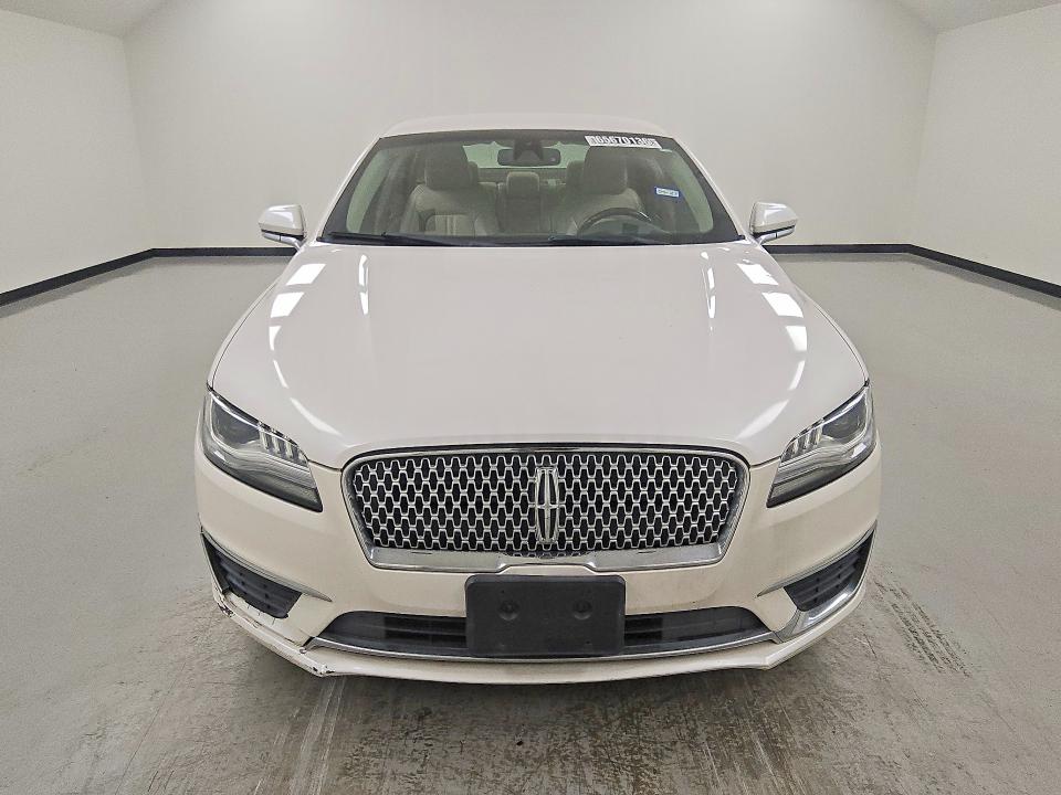Photo 5 from auction – 2020 LINCOLN MKZ with VIN 3LN6L5A93LR619395