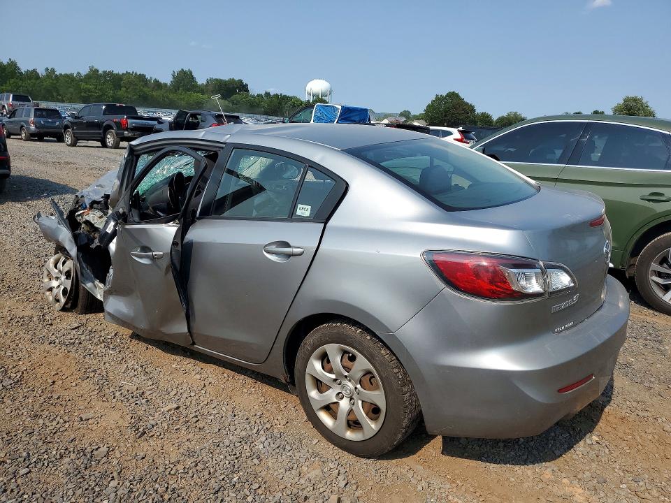 صورة رقم 2 من المزاد - 2013 MAZDA 3 مع VIN JM1BL1UP2D1833263