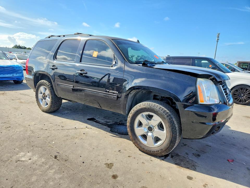 Photo 4 from auction – 2011 GMC YUKON with VIN 1GKS1AE06BR350787