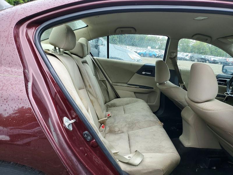 Photo 10 from auction – 2015 HONDA ACCORD with VIN 1HGCR2F3XFA051185