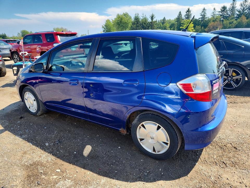 Photo 2 from auction – 2010 HONDA FIT with VIN JHMGE8H50AS800476