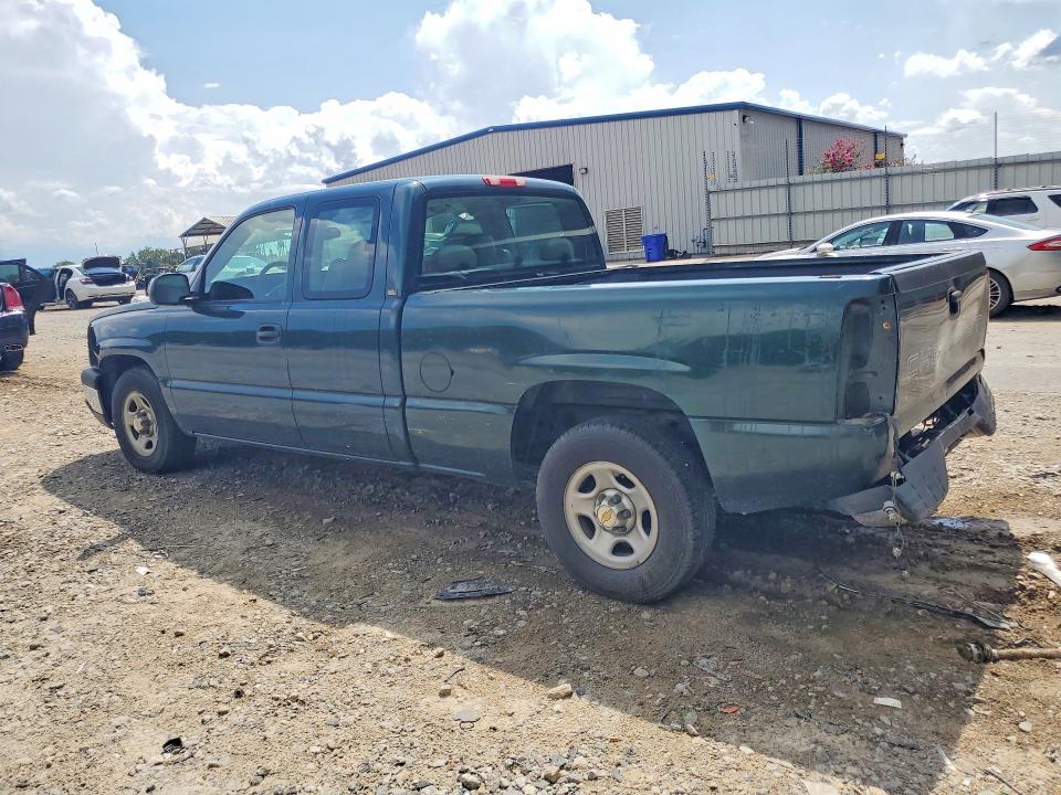 Photo 2 from auction – 2003 CHEVROLET SILVERADO with VIN 2GCEC19V431407605
