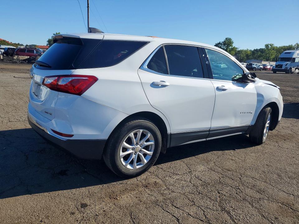 Photo 3 from auction – 2020 CHEVROLET EQUINOX with VIN 3GNAXUEV5LS653388