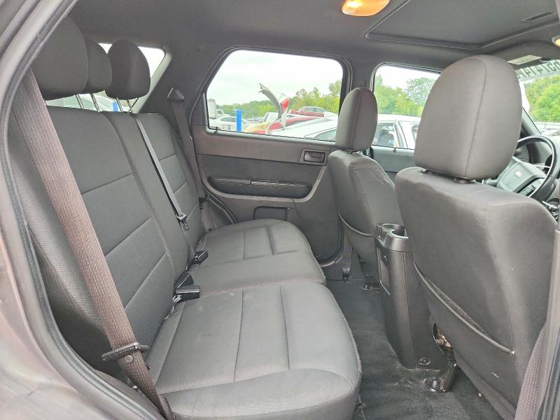 Photo 11 from auction – 2011 FORD ESCAPE with VIN 1FMCU0DG6BKA42913