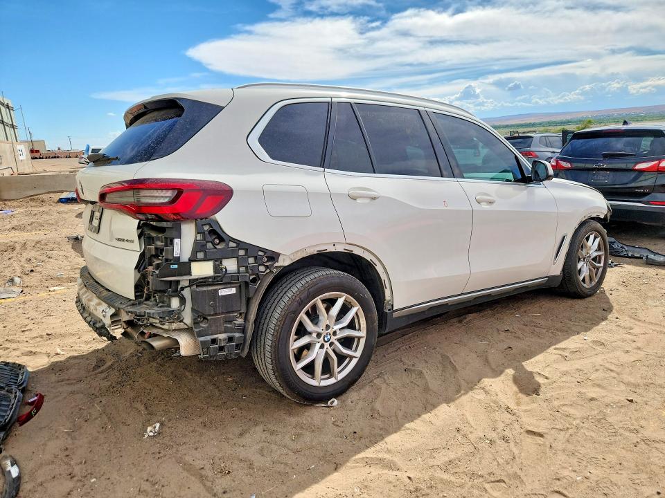 Photo 3 from auction – 2022 BMW X5 with VIN 5UXCR4C0XN9M85920