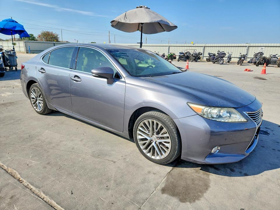 Фото 4 с аукциона – 2015 LEXUS ES с VIN JTHBK1GG4F2155643