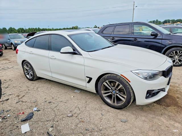 Photo 4 from auction – 2016 BMW 328 with VIN WBA8Z5C53GG500066