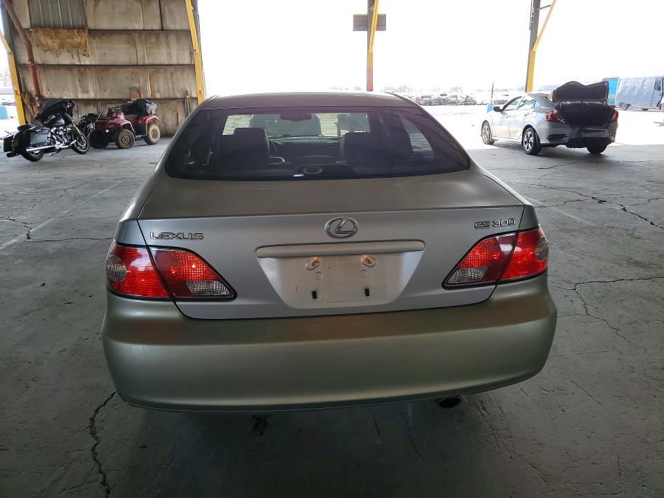 Photo 6 from auction – 2002 LEXUS ES with VIN JTHBF30G920039404