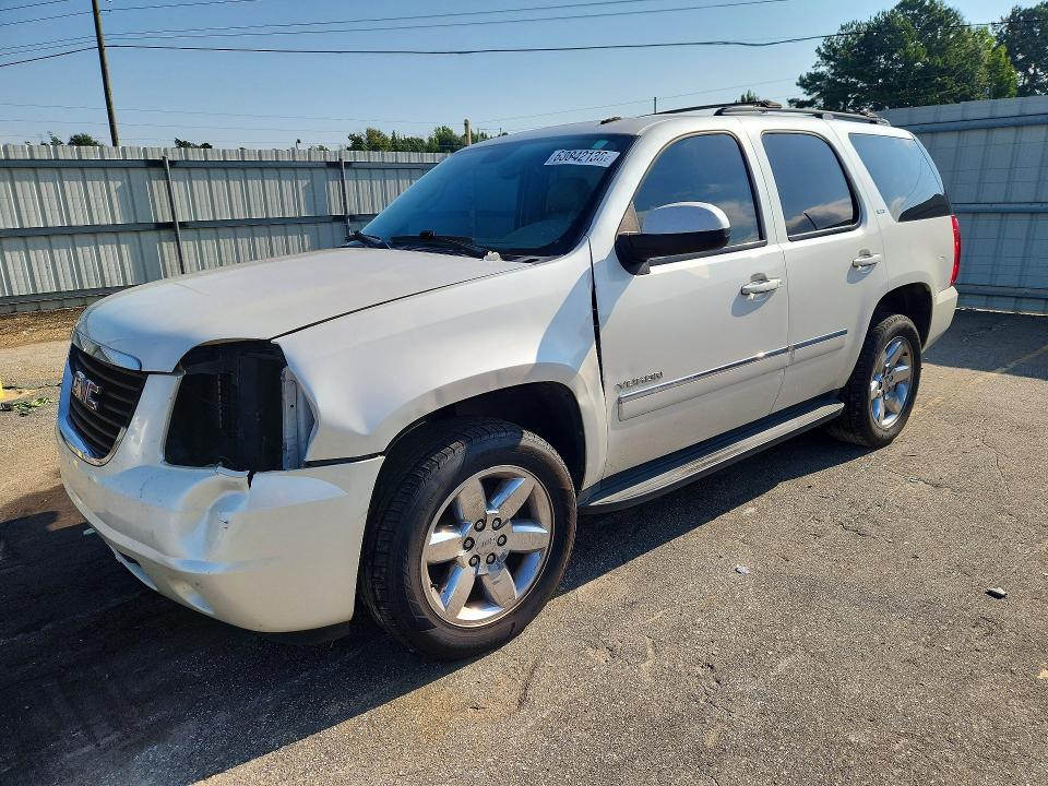 GMC YUKON 2010 with VIN 1GKUCCE06AR237337 - Photo from auction