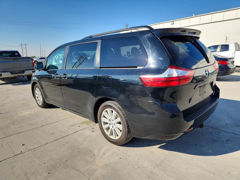 Photo 2 from auction – 2017 TOYOTA SIENNA with VIN 5TDDZ3DC1HS171975