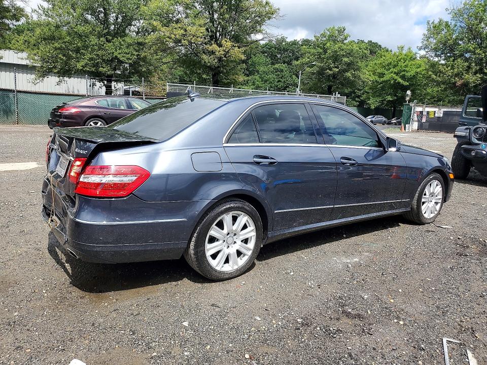 Photo 3 from auction – 2013 MERCEDES-BENZ E with VIN WDDHF8JB7DA710941