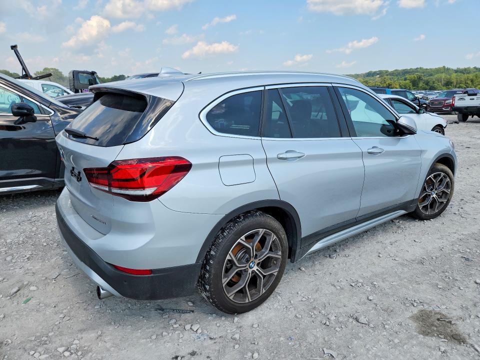 Photo 3 from auction – 2021 BMW X1 with VIN WBXJG9C06M5T94096