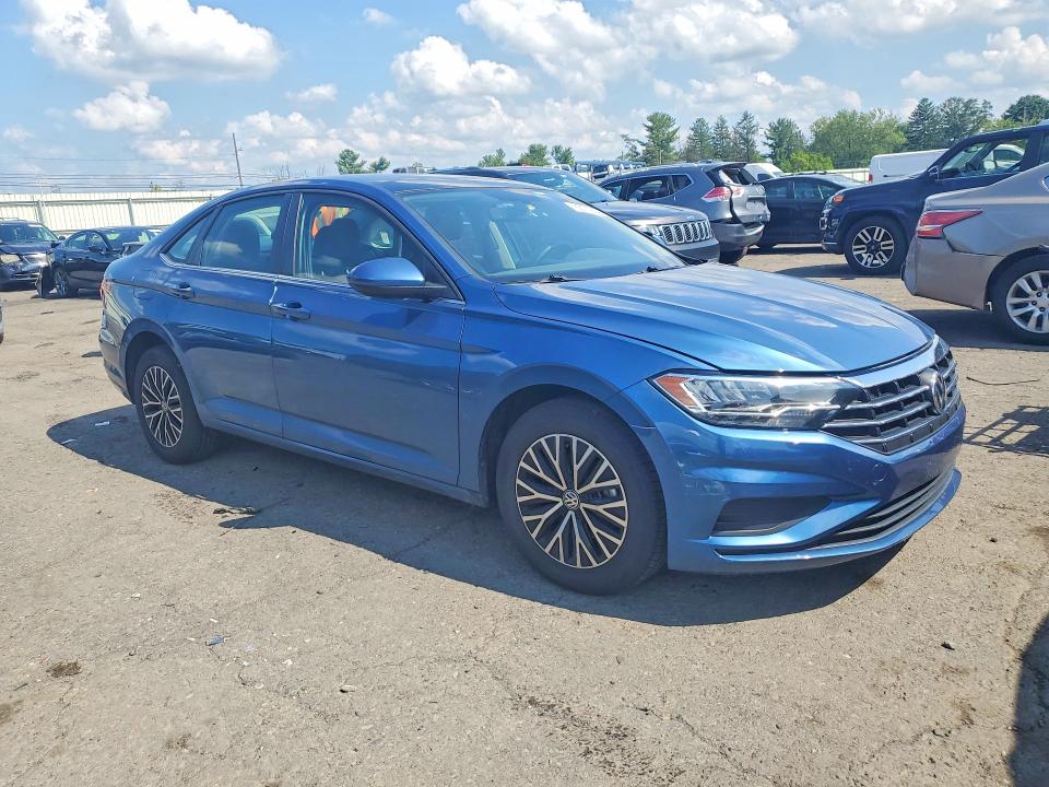 Photo 4 from auction – 2021 VOLKSWAGEN JETTA with VIN 3VWC57BU0MM099541