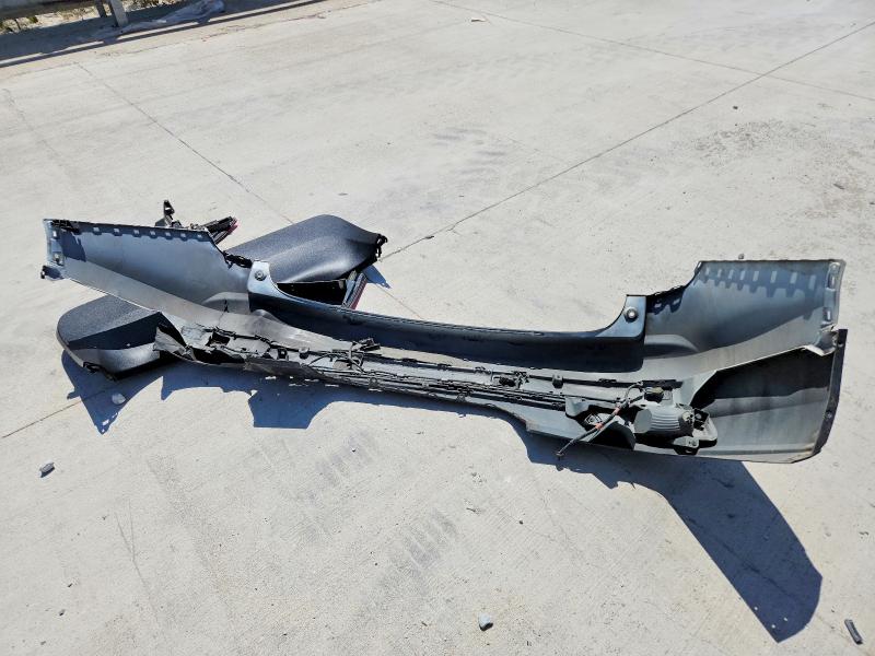 Photo 13 from auction – 2018 HONDA PILOT with VIN 5FNYF6H92JB037822
