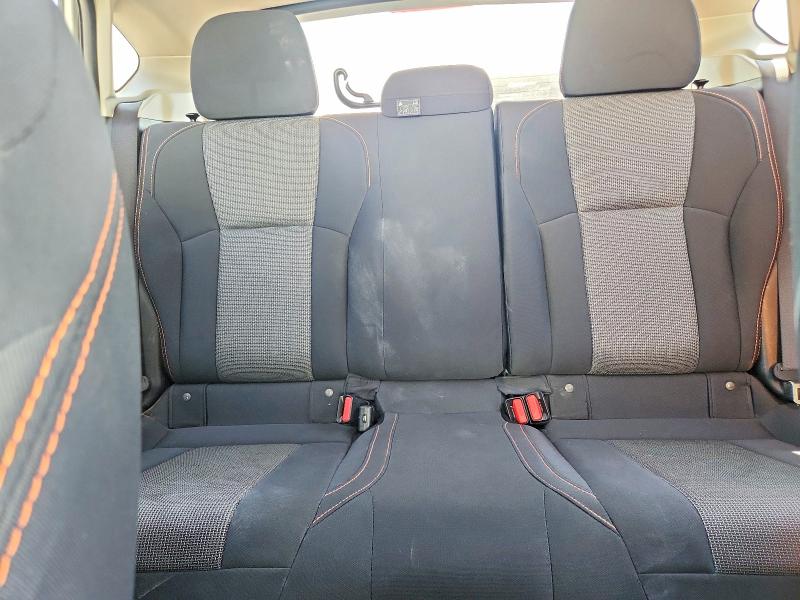 Photo 10 from auction – 2018 SUBARU CROSSTREK with VIN JF2GTABC6JH313836