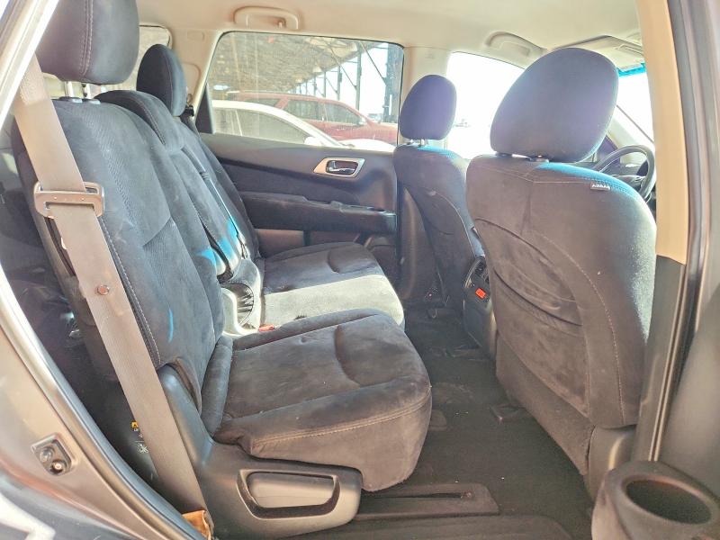 Photo 11 from auction – 2016 NISSAN PATHFINDER with VIN 5N1AR2MM9GC601530