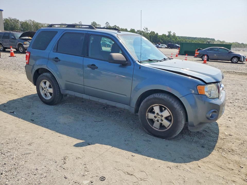 Photo 4 from auction – 2011 FORD ESCAPE with VIN 1FMCU9DGXBKC37126