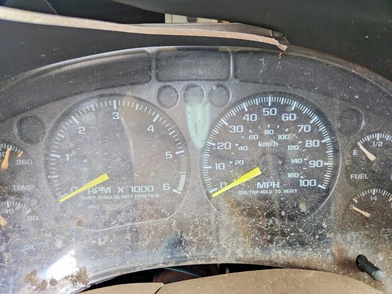 Photo 9 from auction – 2000 CHEVROLET BLAZER with VIN 1GNCS13W2Y2271999