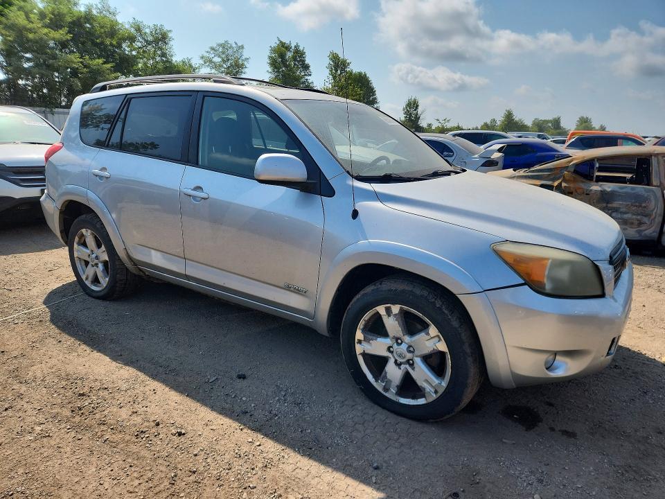 Photo 4 from auction – 2007 TOYOTA RAV4 with VIN JTMZK32V476006029