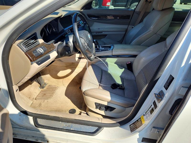 Photo 7 from auction – 2010 BMW 750 with VIN WBAKC6C55ACL67838
