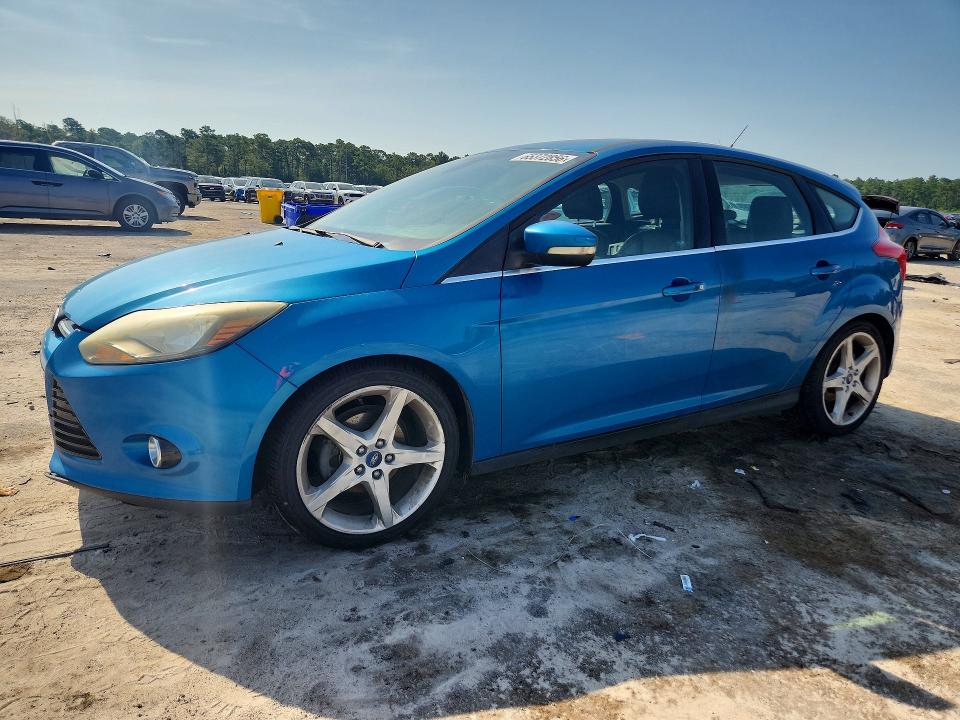 FORD FOCUS 2012 with VIN 1FAHP3N25CL389964 - Photo from auction