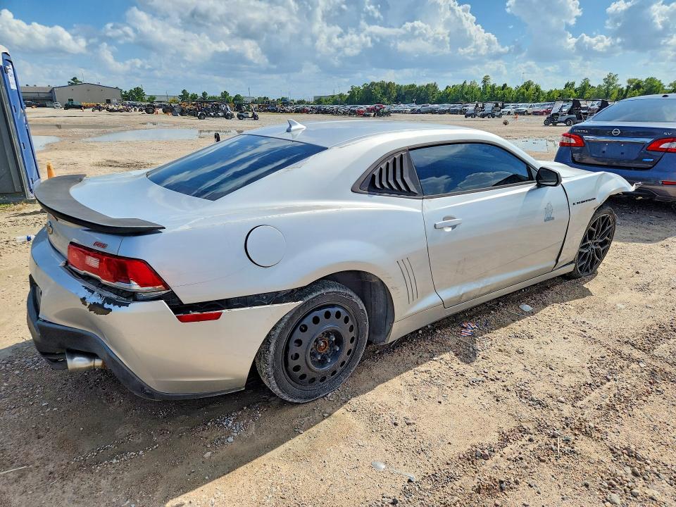 Photo 3 from auction – 2015 CHEVROLET CAMARO with VIN 2G1FD1E35F9137515