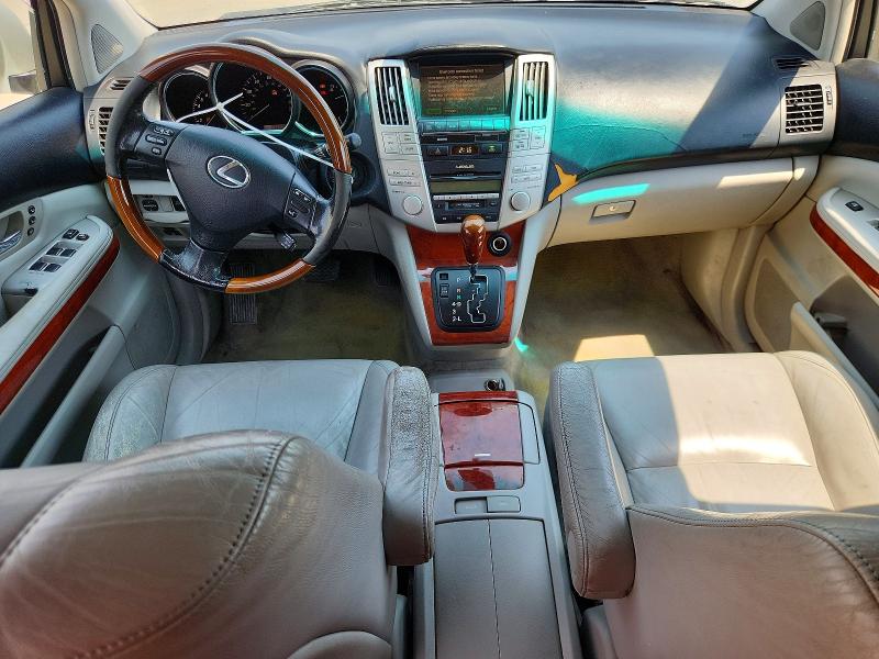 Photo 8 from auction – 2005 LEXUS RX with VIN JTJGA31U050049007