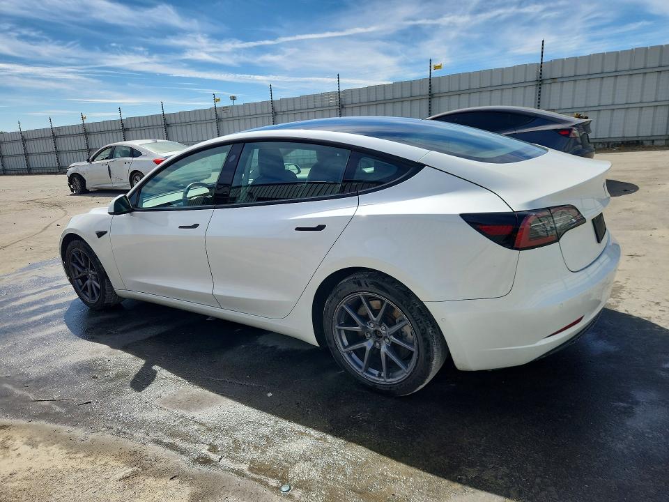 Photo 2 from auction – 2022 TESLA MODEL 3 with VIN 5YJ3E1EA9NF290110