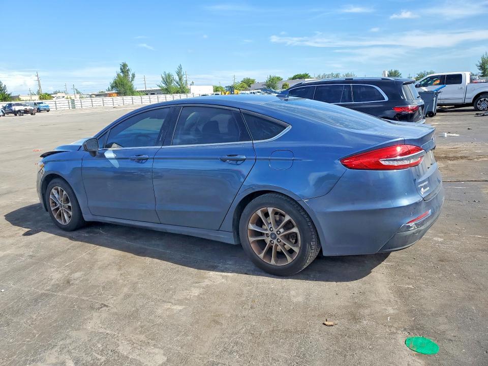 Photo 2 from auction – 2019 FORD FUSION with VIN 3FA6P0HD3KR193802