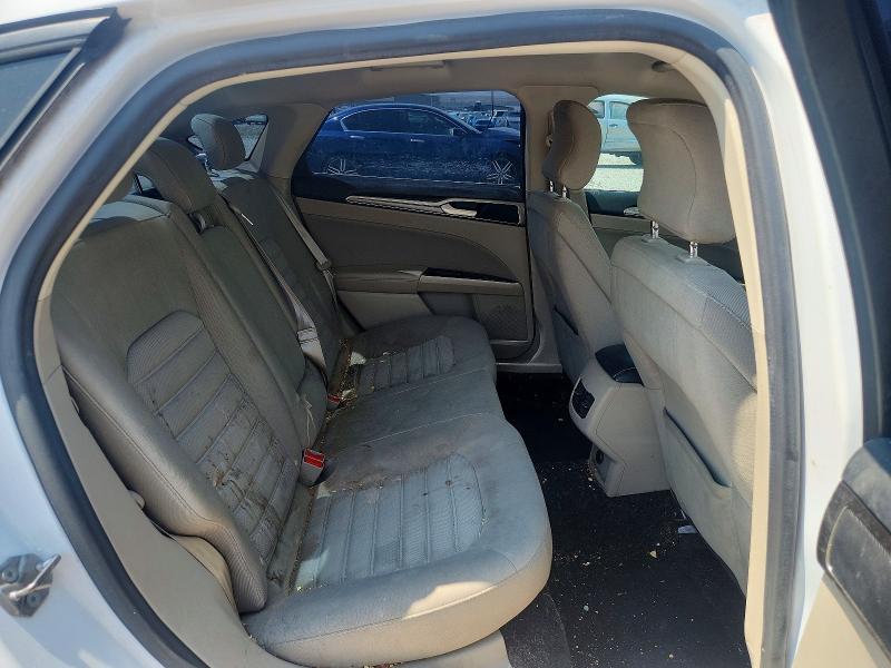 Photo 10 from auction – 2017 FORD FUSION with VIN 3FA6P0HD1HR145532