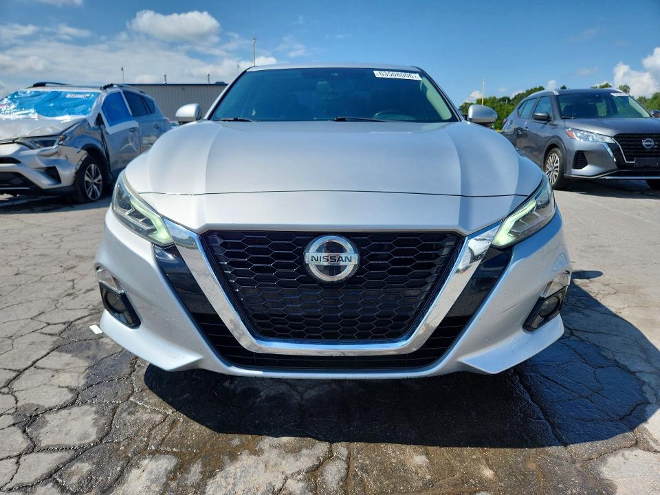 Photo 5 from auction – 2019 NISSAN ALTIMA with VIN 1N4BL4EV8KC235197