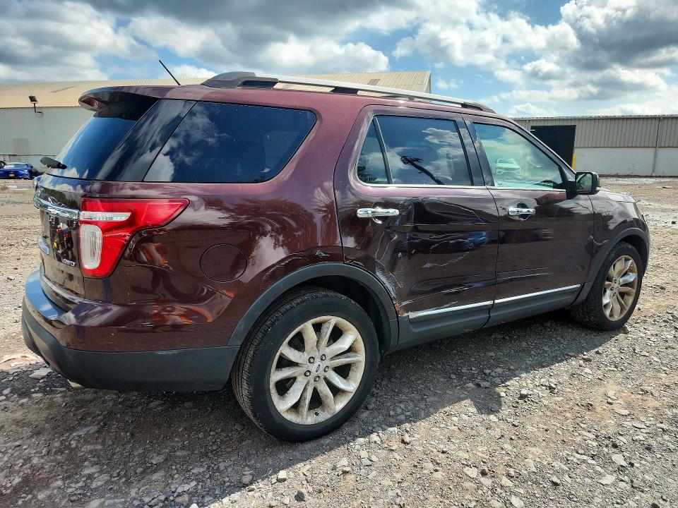 Photo 3 from auction – 2012 FORD EXPLORER with VIN 1FMHK8F89CGA97716