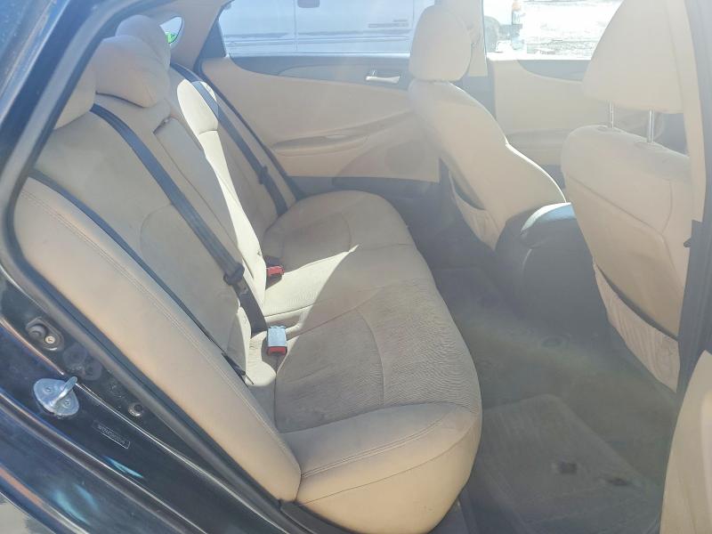 Photo 10 from auction – 2011 HYUNDAI SONATA with VIN 5NPEB4AC2BH202540