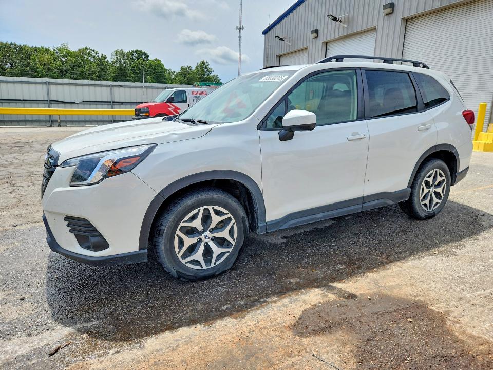 SUBARU FORESTER 2023 with VIN JF2SKADC5PH448583 - Photo from auction