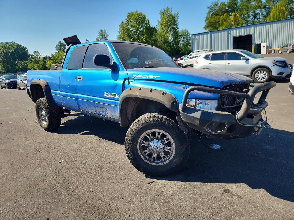 Photo 4 from auction – 1999 DODGE RAM 2500 with VIN 3B7KF2362XG141919