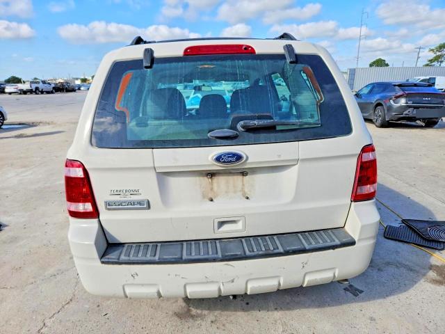 Photo 6 from auction – 2012 FORD ESCAPE with VIN 1FMCU0C70CKC65841