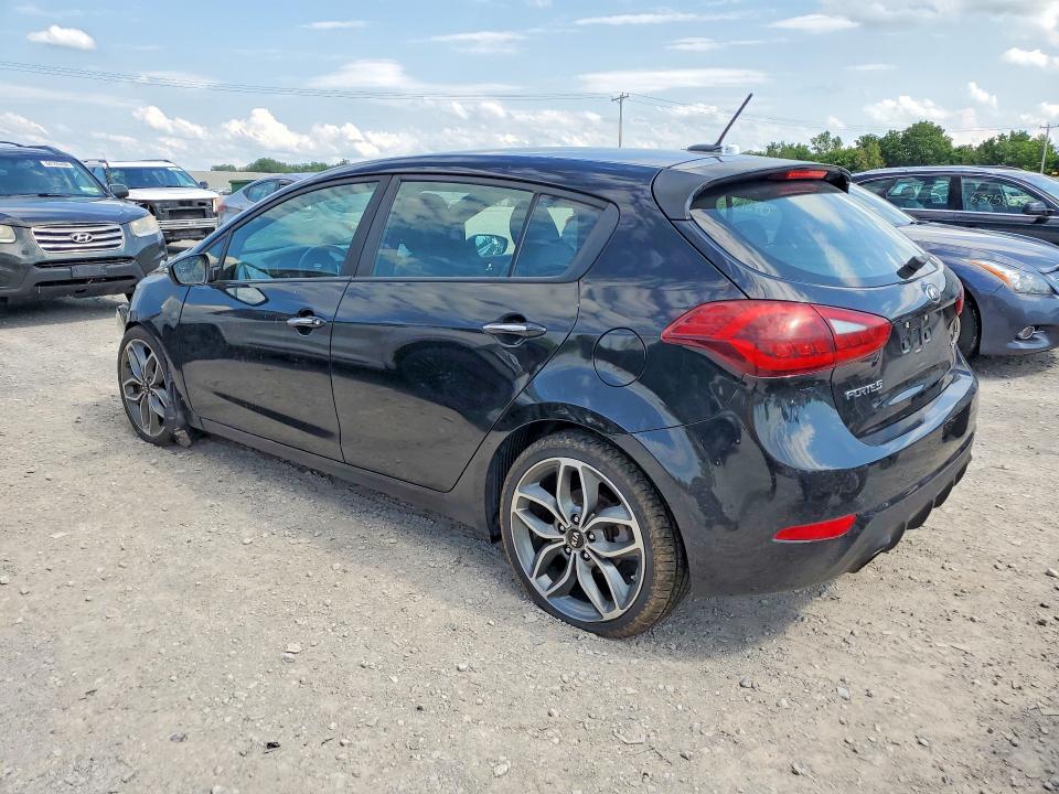 Photo 2 from auction – 2016 KIA FORTE5 with VIN KNAFZ5A36G5590141