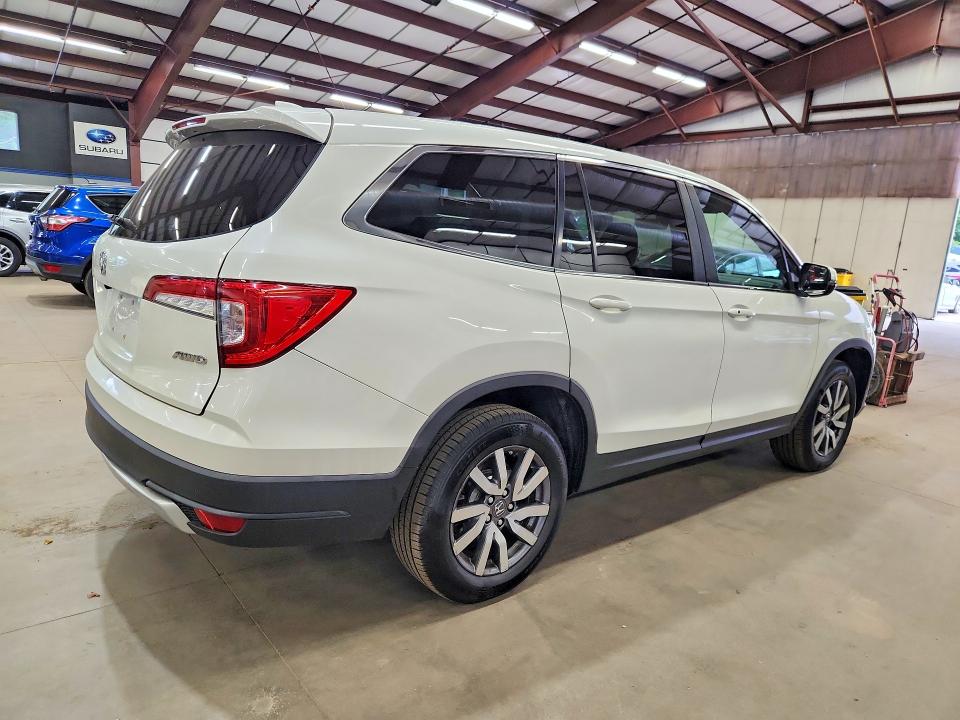 Photo 3 from auction – 2019 HONDA PILOT with VIN 5FNYF6H59KB046175