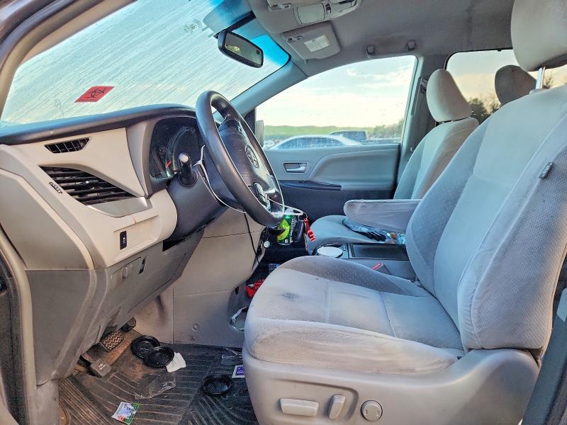 Photo 7 from auction – 2017 TOYOTA SIENNA with VIN 5TDKZ3DC7HS781998