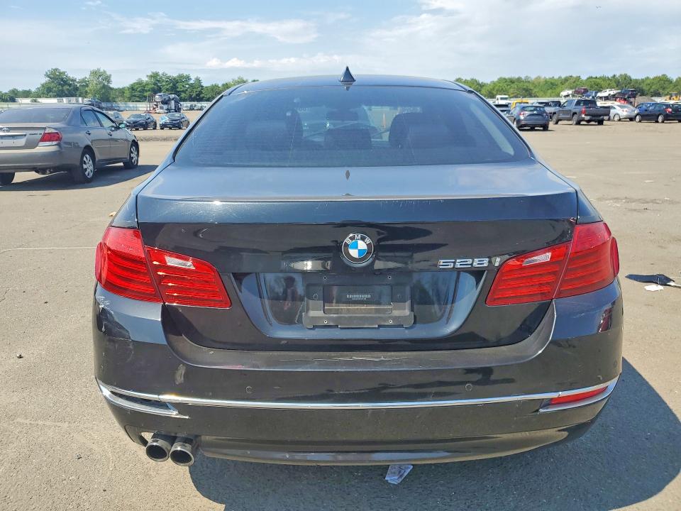 Photo 6 from auction – 2016 BMW 528 with VIN WBA5A5C52GG353796