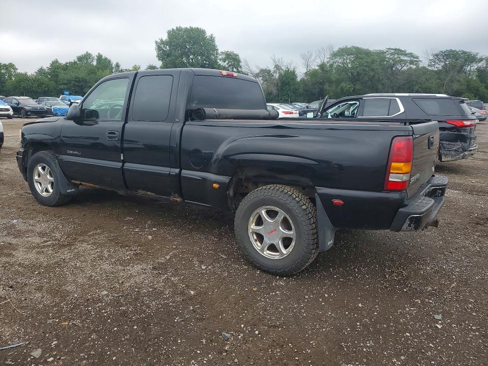 Photo 2 from auction – 2002 GMC SIERRA with VIN 2GTFK69U621331248