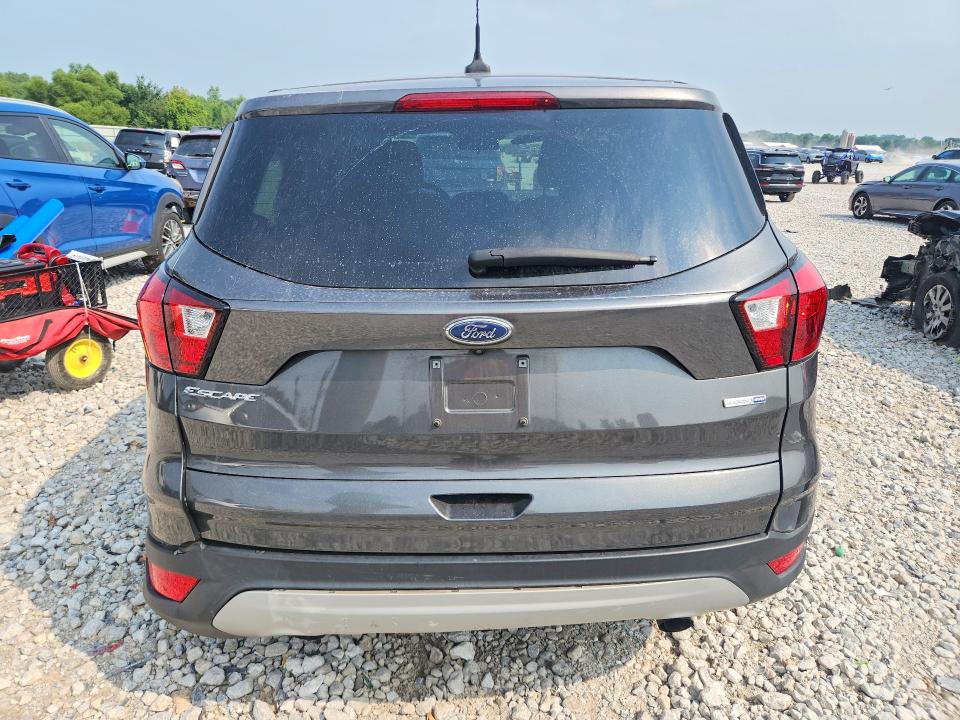 Photo 6 from auction – 2019 FORD ESCAPE with VIN 1FMCU9GD9KUA96958