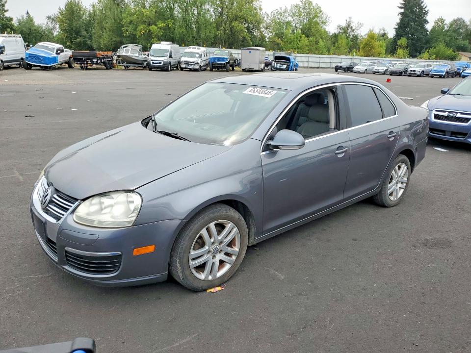 2005 VOLKSWAGEN NEW JETTA - Търг №66340646