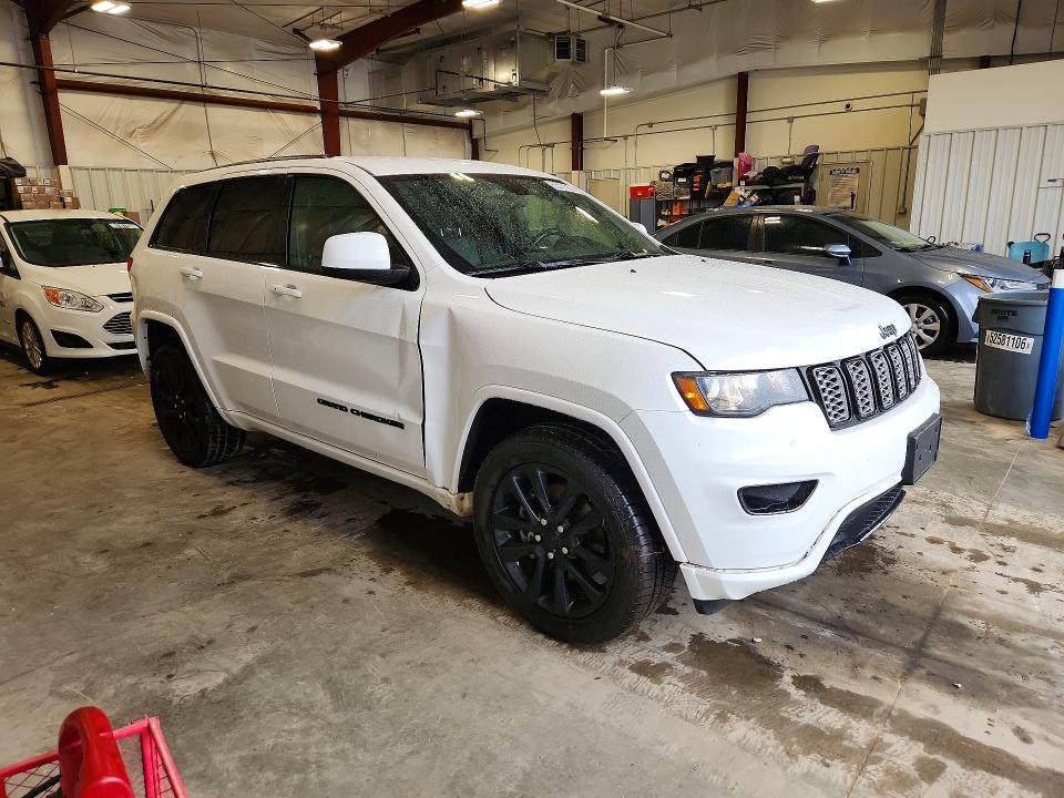 Photo 4 from auction – 2021 JEEP GRAND CHEROKEE with VIN 1C4RJFAG7MC616253