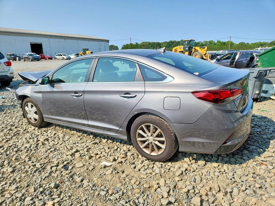 Photo 2 from auction – 2019 HYUNDAI SONATA with VIN 5NPE24AF9KH811828