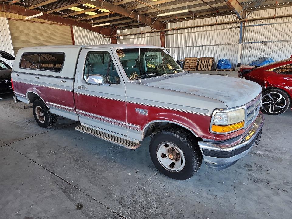 Photo 4 from auction – 1993 FORD F-150 with VIN 2FTDF15N3PCA48072