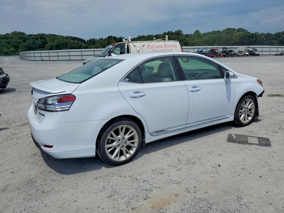 Photo 3 from auction – 2010 LEXUS HS with VIN JTHBB1BA0A2006433