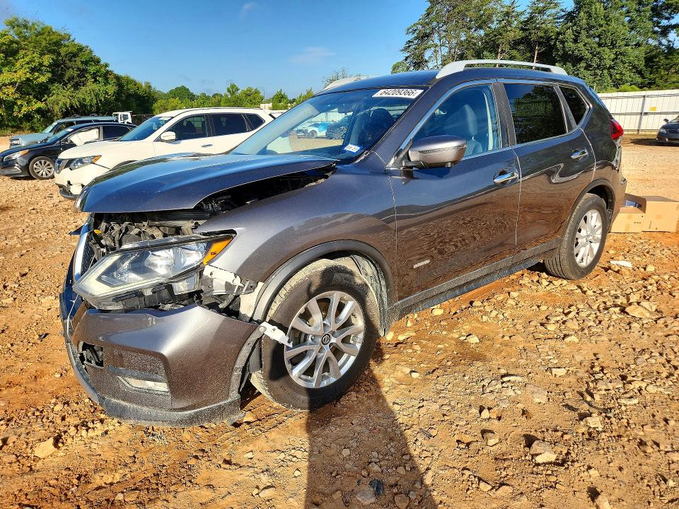 NISSAN ROGUE 2018 with VIN 5N1ET2MT9JC837922 - Photo from auction