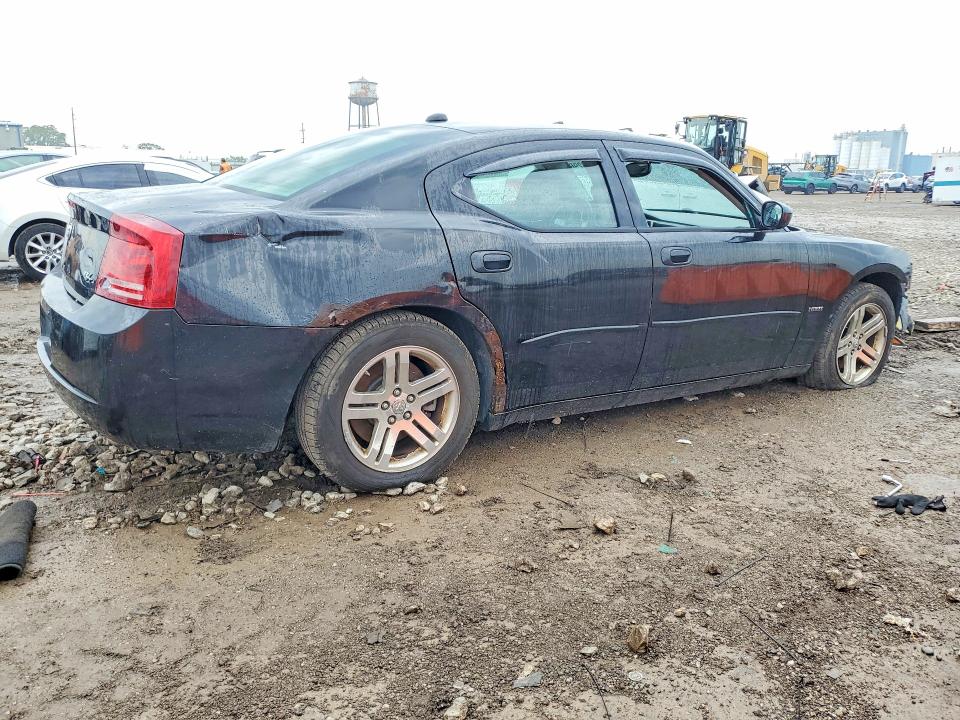 Photo 3 from auction – 2006 DODGE CHARGER with VIN 2B3KA53H56H137400