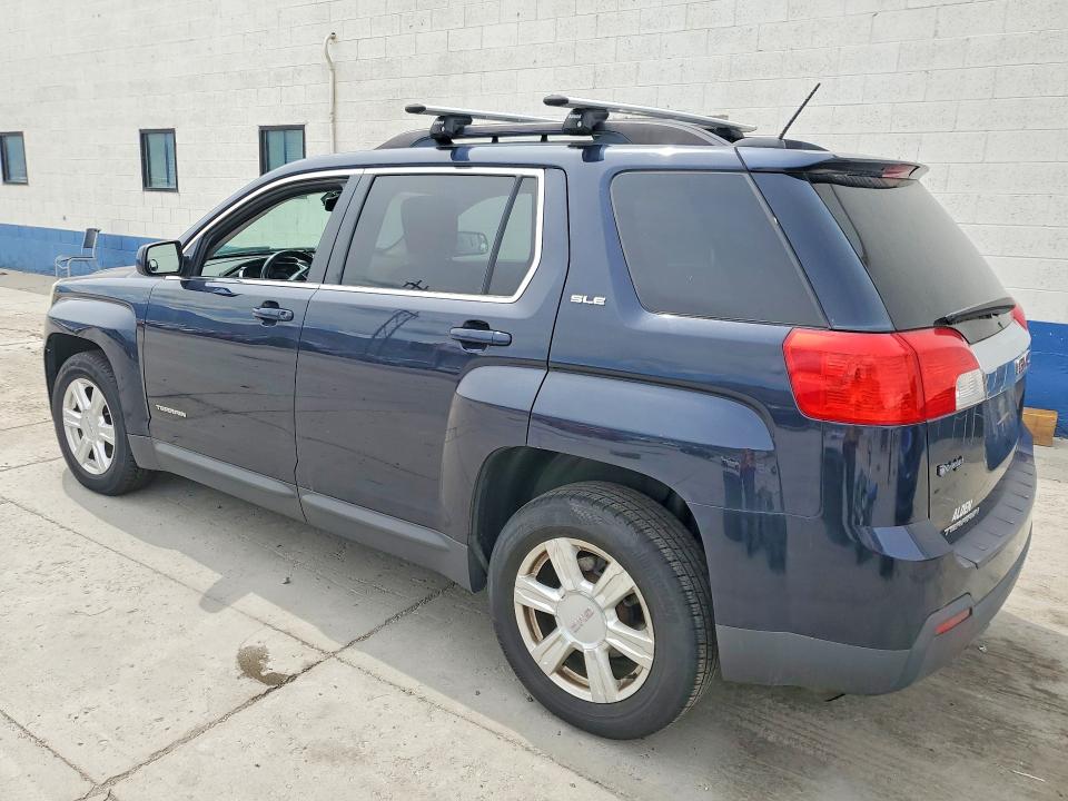 Photo 2 from auction – 2015 GMC TERRAIN with VIN 2GKFLWEK1F6167390